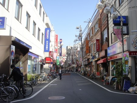世田谷区三宿２丁目のアパートの周辺