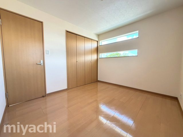フィットセル田宮の洋室