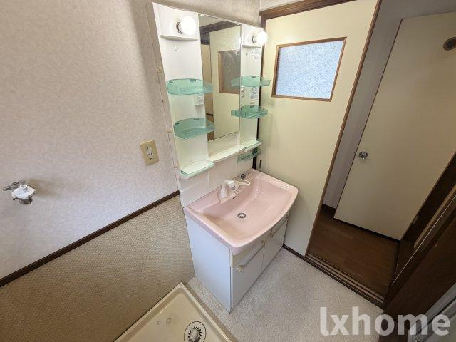 ヴィーヴルNAOの洗面所