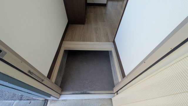 ヴァレーヌ茅ヶ崎の玄関