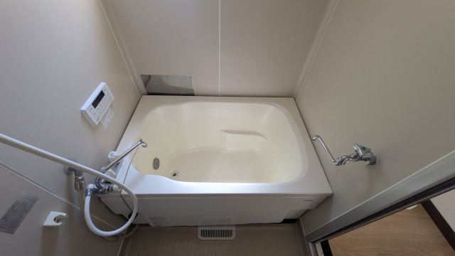 ヴァレーヌ茅ヶ崎の浴室