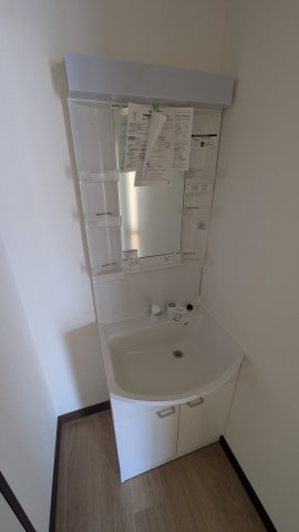 ヴァレーヌ茅ヶ崎の洗面所
