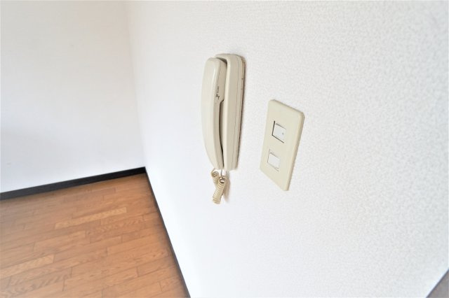 JAIRO薬園台のセキュリティ|※違うお部屋の写真です