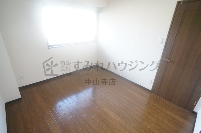 オーベルジュ宝塚の洋室