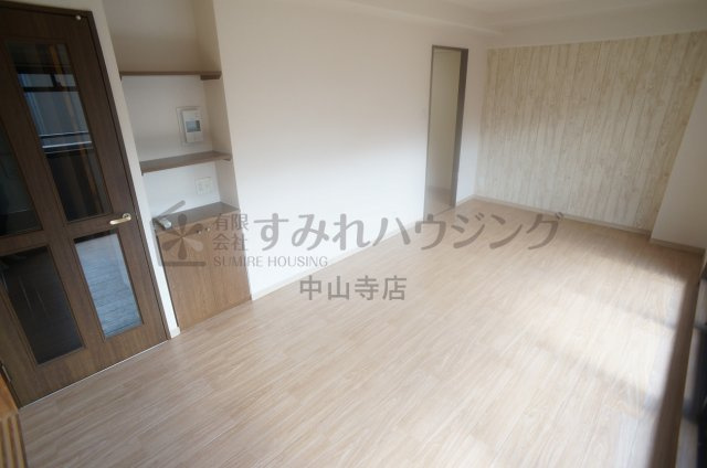 オーベルジュ宝塚の居間・リビング