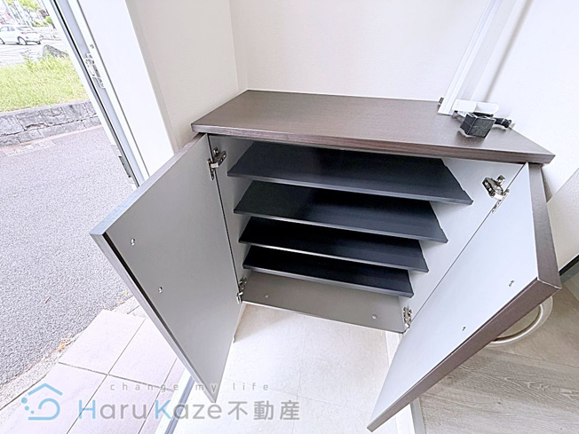【玄関】 | BLUE MOMENT【名古屋市賃貸・ネット無料】