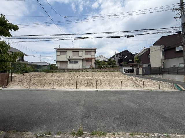 茨木市南春日丘3丁目の外観|静かでゆっくりと過ごせるので、お忙しい日々をお過ごしの方にもおすすめです♪