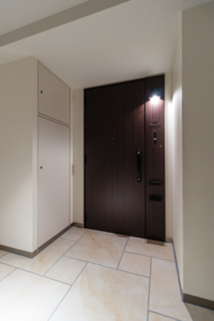 パークホームズ東中野の玄関|※写真は同タイプ住戸です。