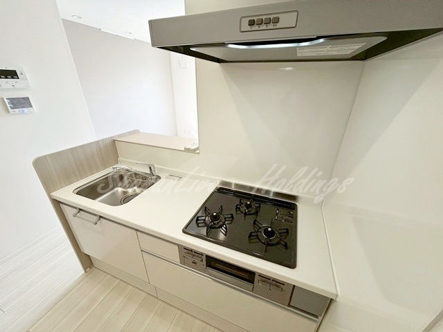 茅ヶ崎市中海岸１丁目のアパートのキッチン