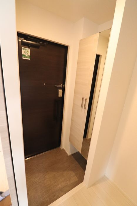 D-ROOM　FIRST　大善寺駅前の玄関