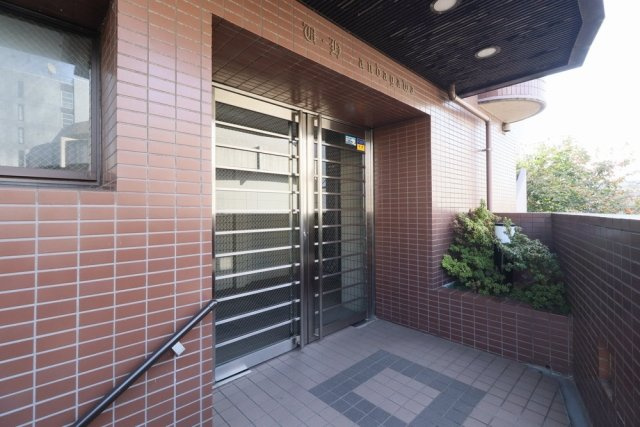 Ｕ・Ｈ神田川のエントランス