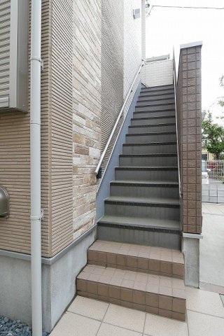 ブルーエレファント南阿佐ヶ谷の外観