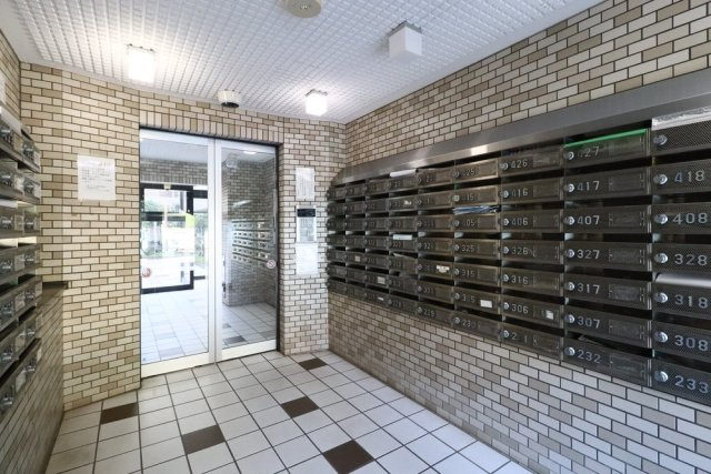 日神パレス永福町のエントランス