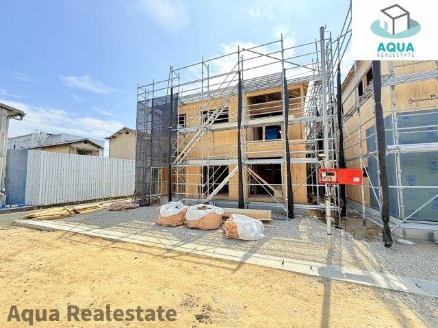 高松市香西本町の新築一戸建の前面道路含む現地写真|外観です