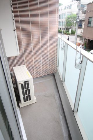 【バルコニー】