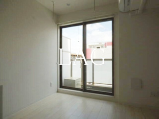 【居間・リビング】 | アクシーズ浦和東岸町 | 洋室のお部屋です。