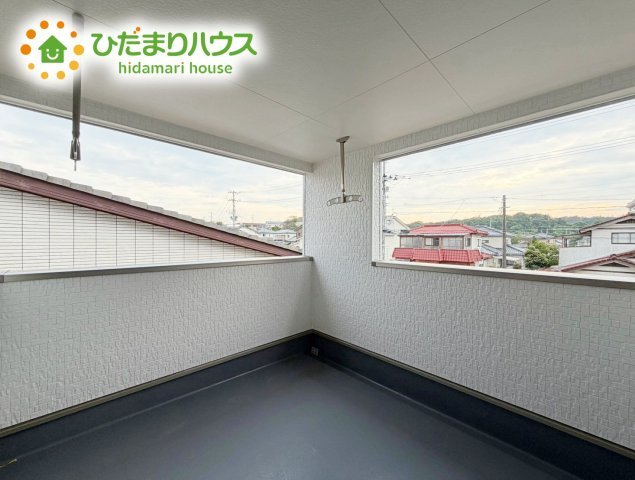 いわき市四倉町第19　新築戸建　2号棟のバルコニー|人気が高いインナーバルコニーを採用♪天候を気にせず洗濯物を干せ、紫外線も気にせずに済みます(*^^)v