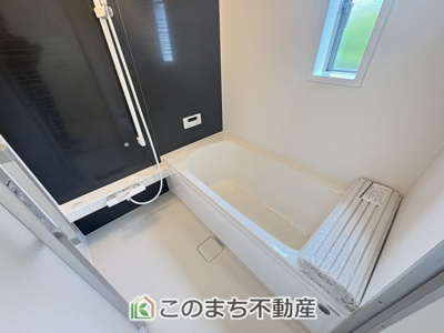 【浴室】 | CRADLE GARDEN真岡市台町　第10　1号棟 | お風呂は足を延ばしてゆったり入浴できる広々1坪タイプ☆