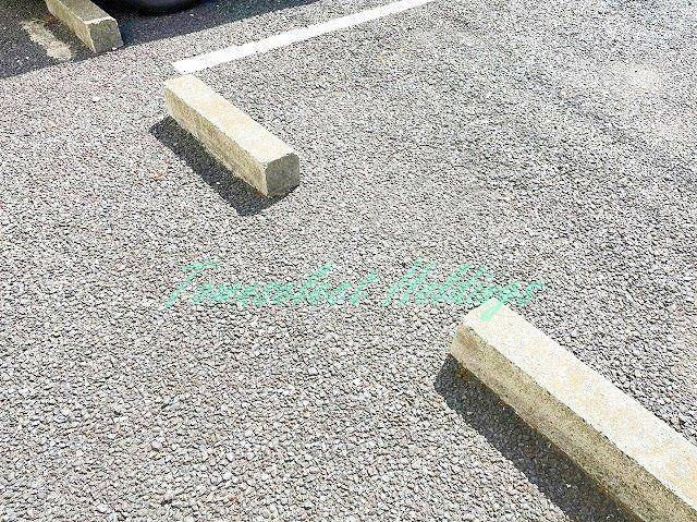 藤沢市辻堂５丁目のアパートの駐車場