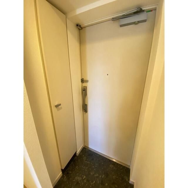 プレール・ドゥーク川崎の玄関