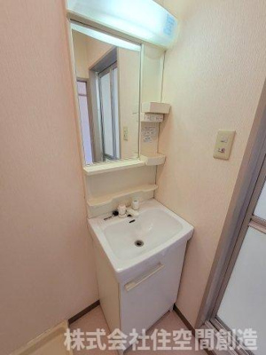 【洗面所】 | セントポリア豊中 | ※同タイプの写真となり、実際のお部屋とは異なる場合があります
