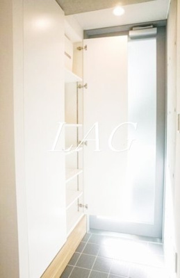 【玄関】 | ＦＵＫＵＭＩ　ＡＰＡＲＴＭＥＮＴ | 玄関です。