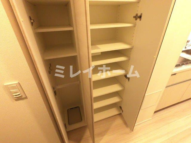 デュオステージ品川西大井の収納