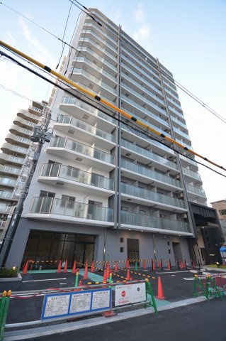 アーバネックス西本町の外観