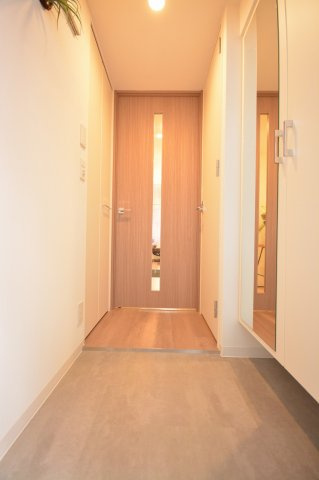 アーバネックス西本町の玄関