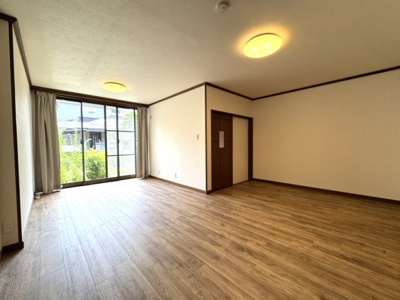 【居間・リビング】 | 小山下初音町貸家