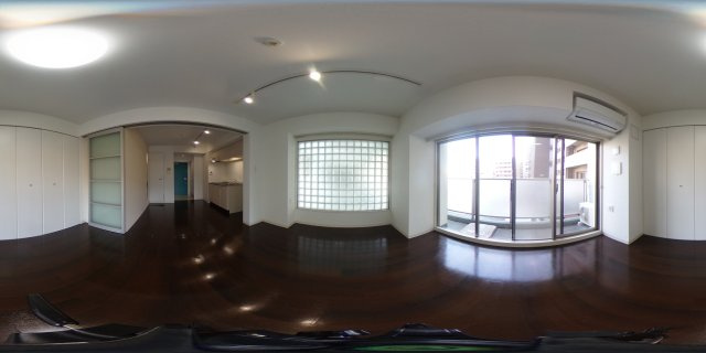 フローライト長堀橋のロビー