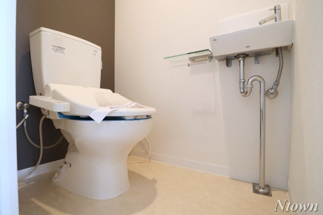 【トイレ】 | 茶屋ヶ坂ライズ | 落ち着いた色調のトイレです