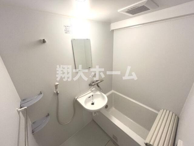 三栄マンション立川の浴室