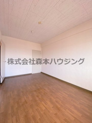 【寝室】 | 　エバーグリーン | 寝室にいかがでしょうか