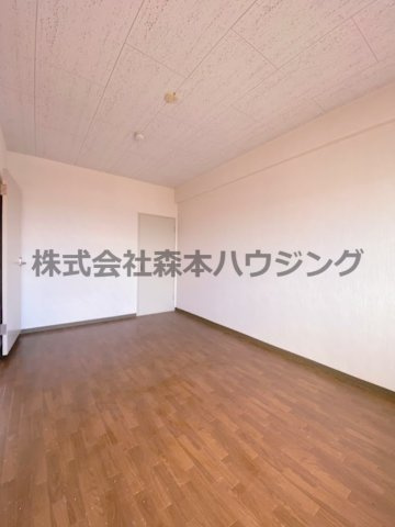 【寝室】 | 　エバーグリーン | 寝室にいかがでしょうか