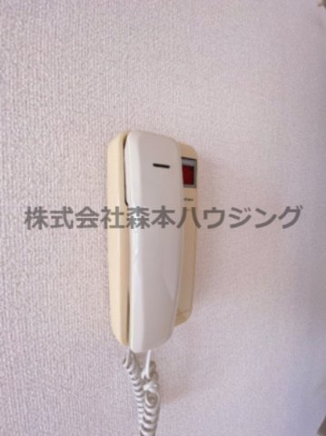 【セキュリティ】 | 　エバーグリーン | インターフォンついてます