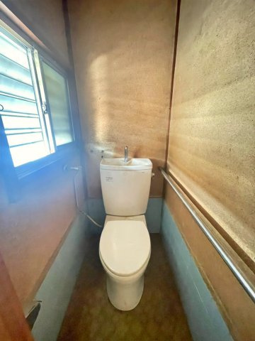 寝屋川市黒原城内町のトイレ
