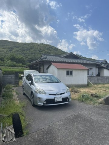 瀬戸町宗堂　桜戸建ての駐車場