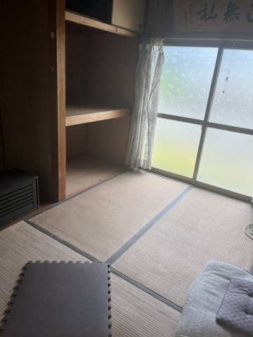 瀬戸町宗堂　桜戸建ての和室