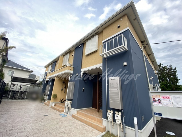 茅ヶ崎市中海岸３丁目のアパートの外観