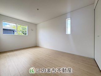 【洋室】 | CRADLE GARDEN真岡市並木町　第7　1号棟 | 窓が多く明るい室内が好印象☆