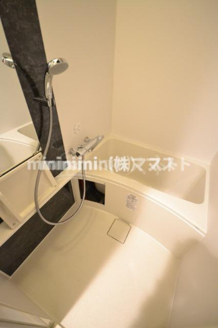 エスリード難波ザ・アークの浴室|別部屋参考写真