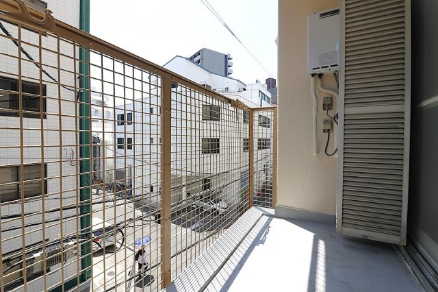 サンロイヤル都島本通のバルコニー