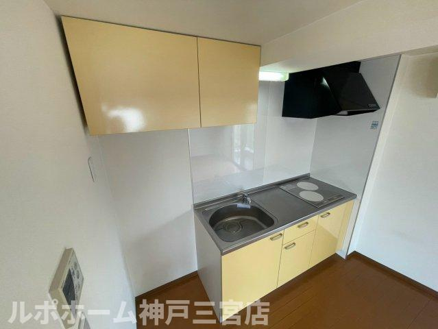 アドモリモト元町通のキッチン