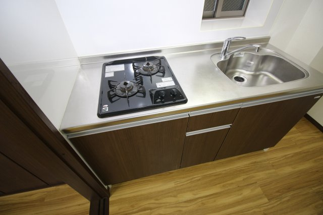 京都市伏見区深草西浦町５丁目の賃貸マンションのキッチン