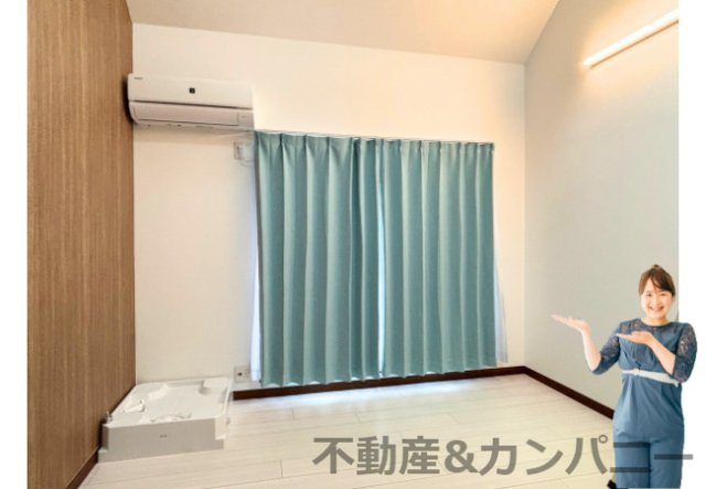 東雲ハイツの洋室|落ち着いた色調の洋室です