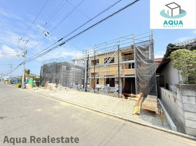 高松市香西本町の新築一戸建の前面道路含む現地写真|外観です