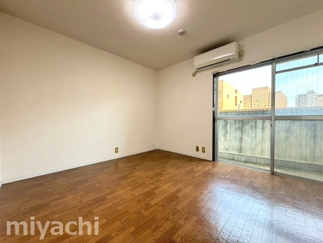 プチメゾン仲之町の収納