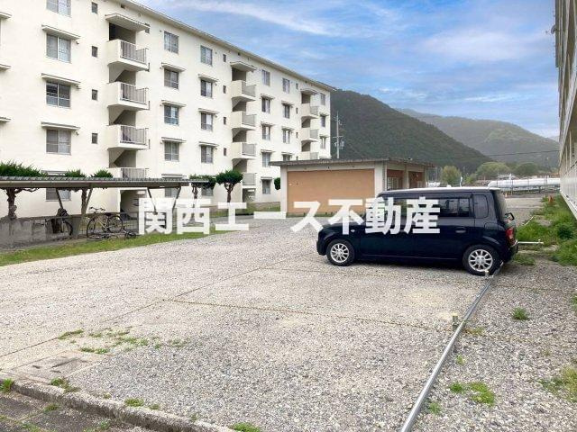 【駐車場】 | ビレッジハウス山南