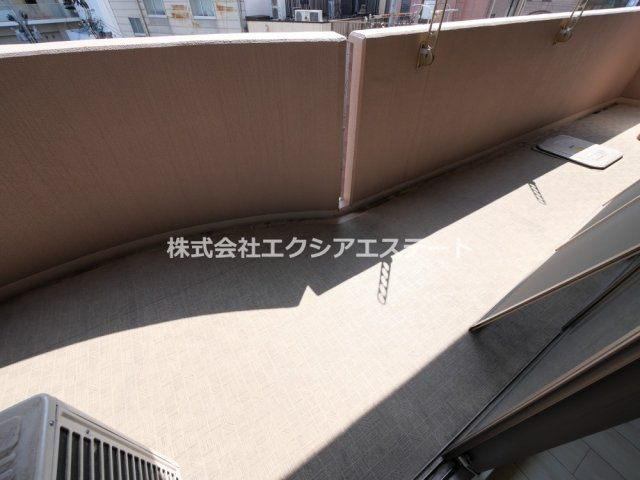 カスタリア阿倍野のバルコニー